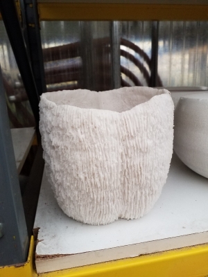 &Lambda;&epsilon;&upsilon;&kappa;ή &kappa;&epsilon;&rho;&alpha;&mu;&iota;&kappa;ή &gamma;&lambda;ά&sigma;&tau;&rho;&alpha; &sigma;&tau;&eta;&nu; &Kappa;έ&nu;&tau;&iota;&alpha;